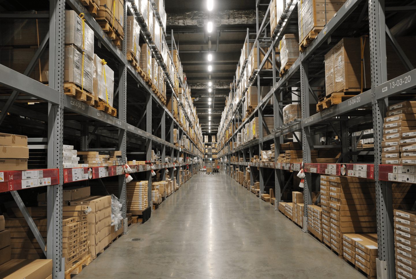 Display warehouseShenzhen Xinda international freight agent co., ltd